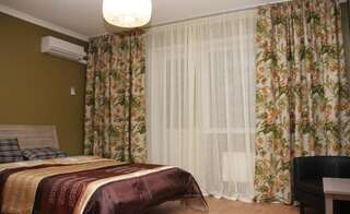 Гостиница Мини-отель Марракеш Красноярск  Двухместный номер Делюкс с 1 кроватью и балконом-46